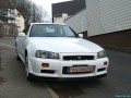 Nissan Skyline vorne